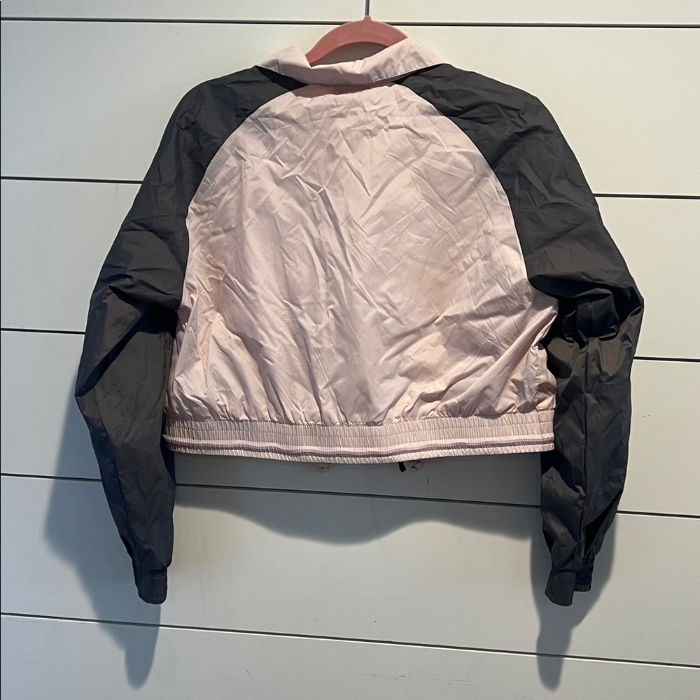 Mono B Cropped Windbreaker Lightweight Full Zip Jacket pink Size l - Picture 5 of 5